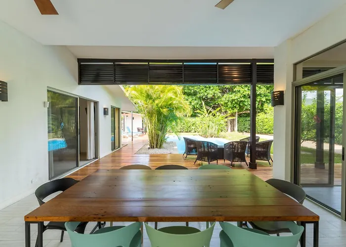 Сasa de vacaciones Casa Harmonia- 2 Bedroom House With Pool *